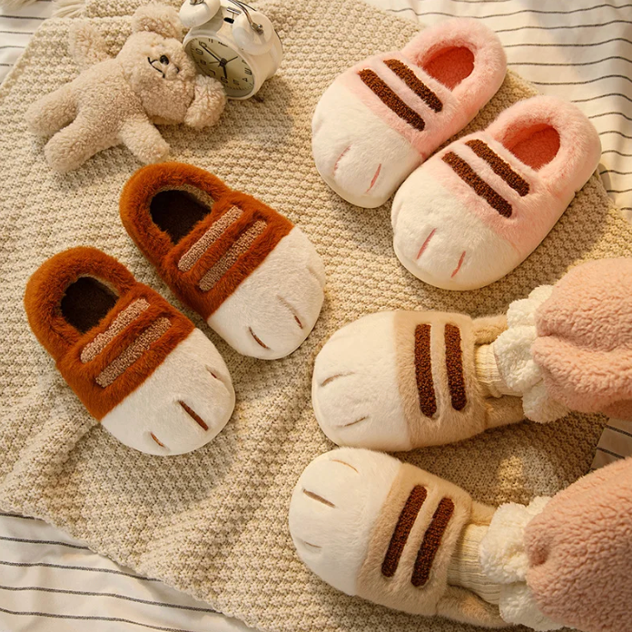 KITTY PAWS™ - Cat Paw Slippers