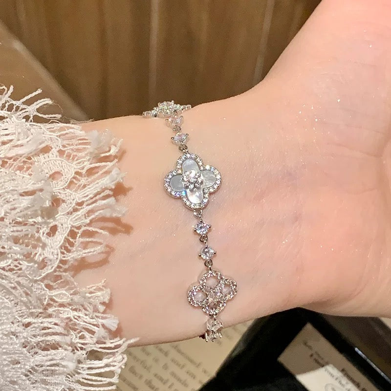 Cleef Bracelet (83% OFF TODAY ONLY)
